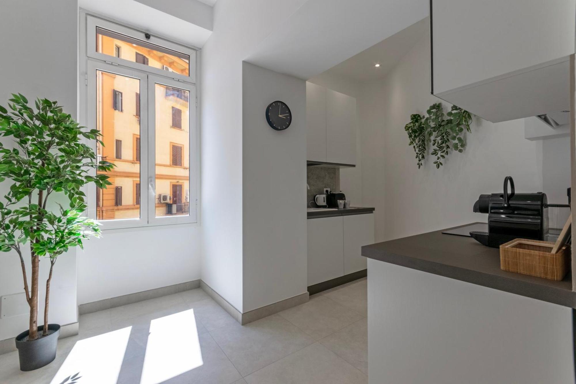 Near To Colosseum Re-house Appartamento *